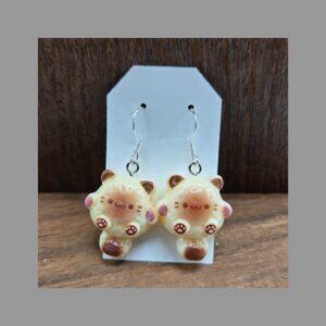 NWT Kawaii Siamese Cat Earrings Pierced Cat Lady Dangle Drop Jewelry Handmade